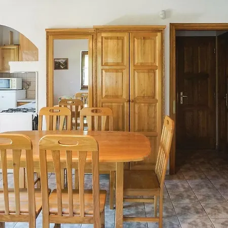 Stunning In W/ Wifi And 2 Bedrooms Apartament *